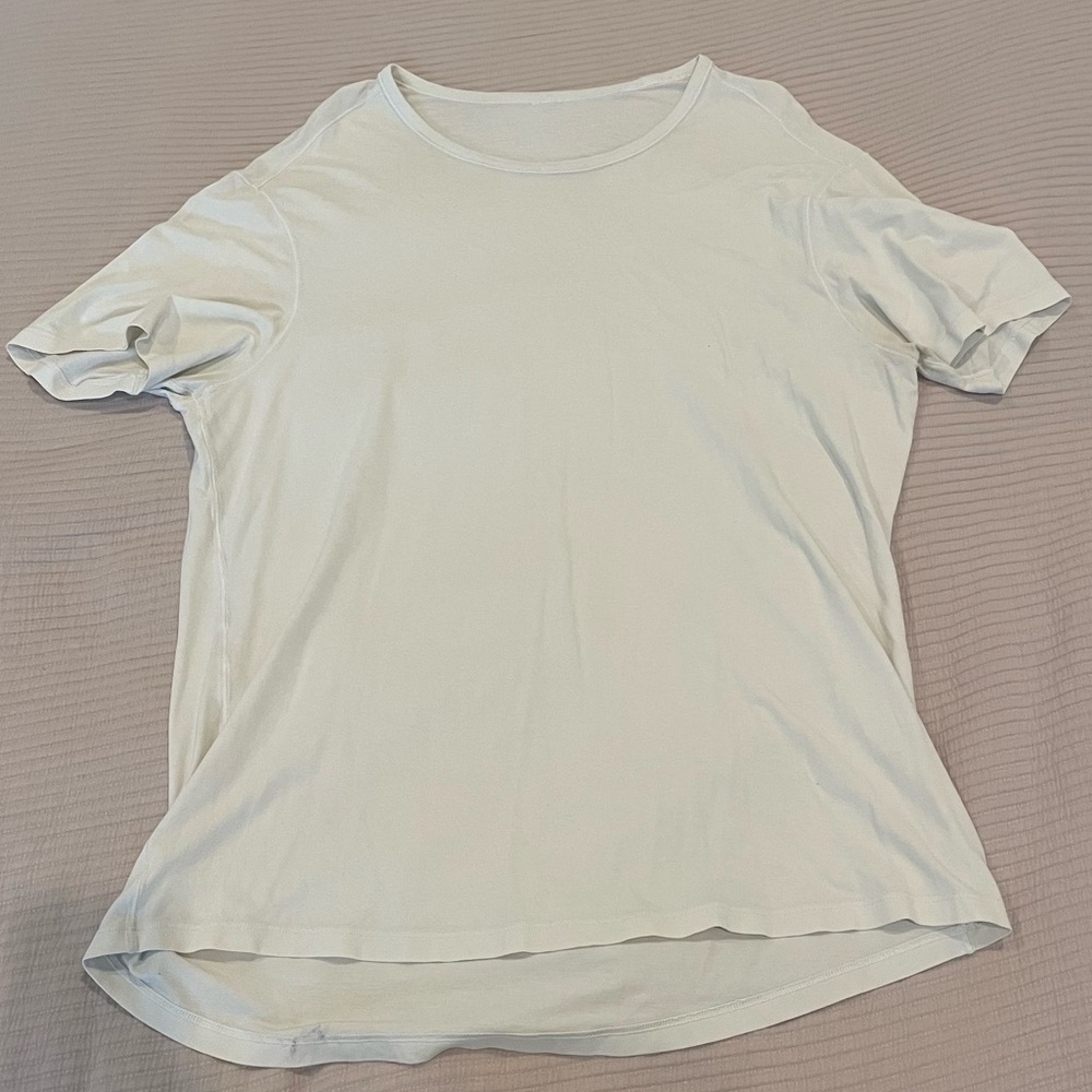 Men’s Lululemon t